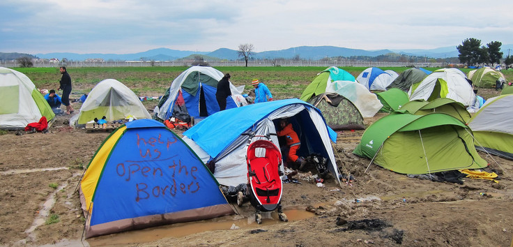 Flüchtlinge auf Idomeni in Griechenland 2016. Foto: Wikimedia