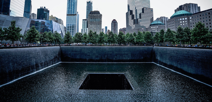 Das Memorial am Ground Zero in New York zum Gedenken der Opfer des 11. September 2001. Foto: Axel Houmadi / Unsplash