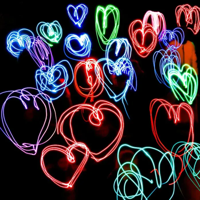Viele Herzen die mit Lightpainting gestaltet wurden
