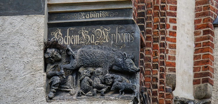 Relief an der Stadtkirche in Lutherstadt Wittenberg