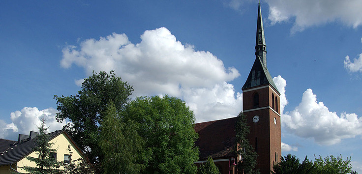 Die Dorfkirche in Heinersbrück feiert ihr 120jähriges Bestehen. Foto: Alte Kirchen e.V.